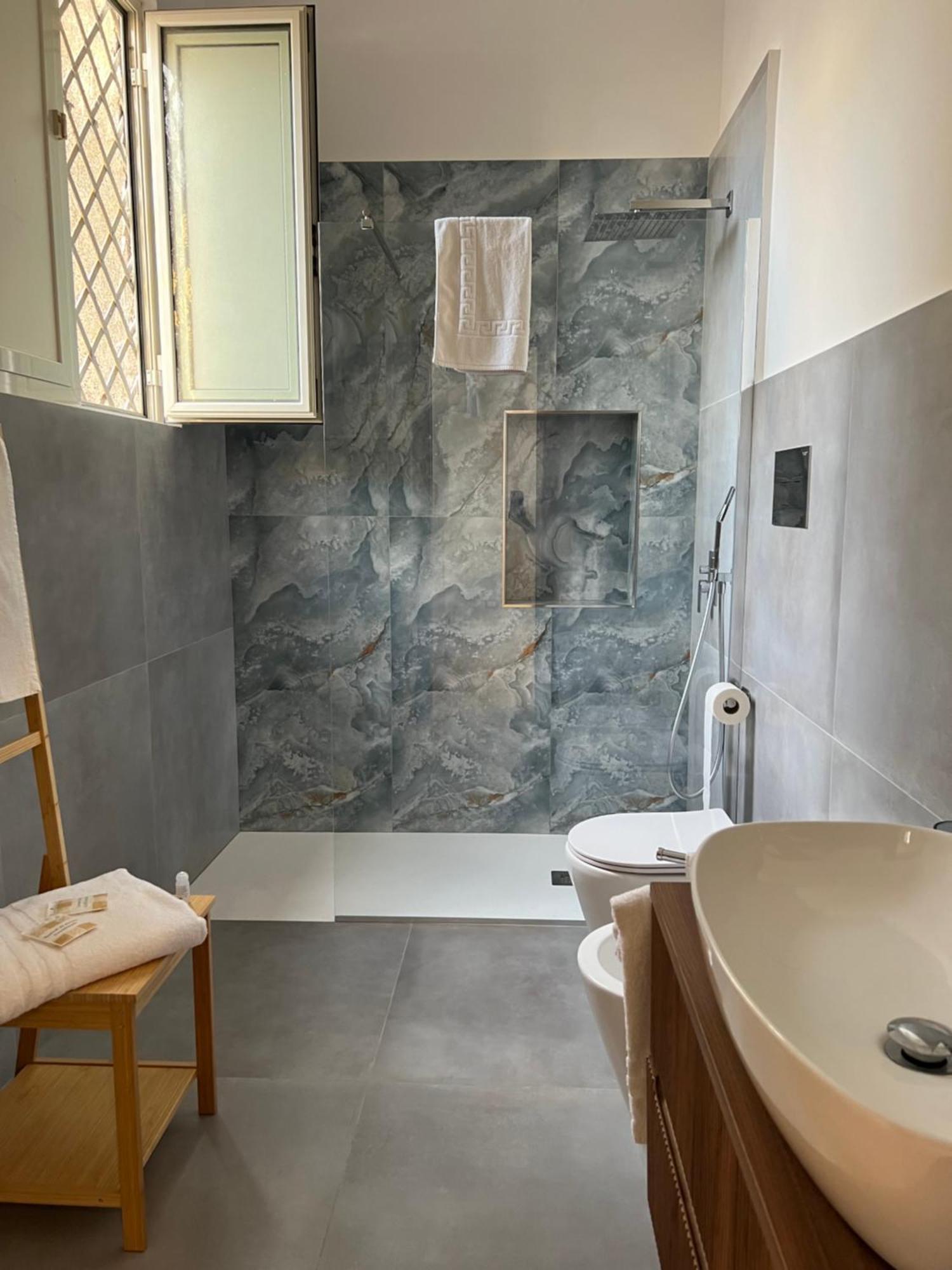 Ninetta A Toledo Apartment Naples Luaran gambar